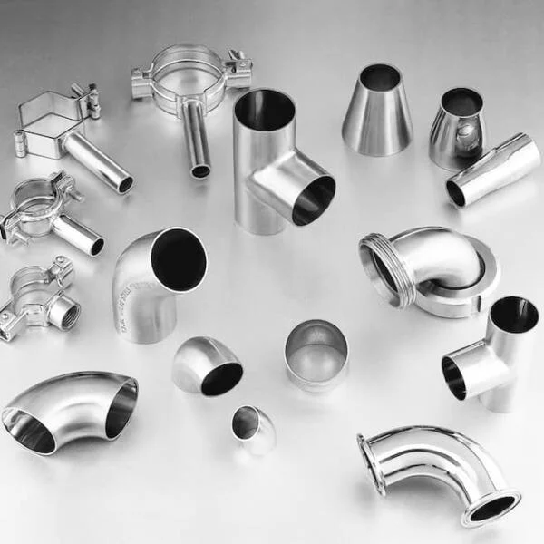 Ứng dụng và Tính Năng của Phụ Kiện Ống Thép