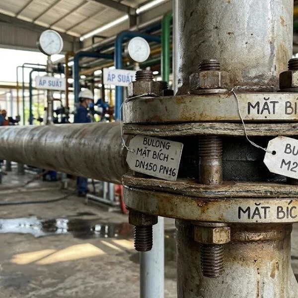 Bulong mặt bích là gì? Hướng dẫn chọn đúng kỹ thuật