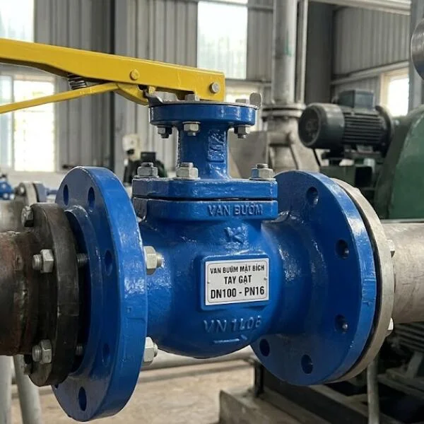 Van bướm mặt bích tay gạt là gì? Hướng dẫn chọn đúng kỹ thuật