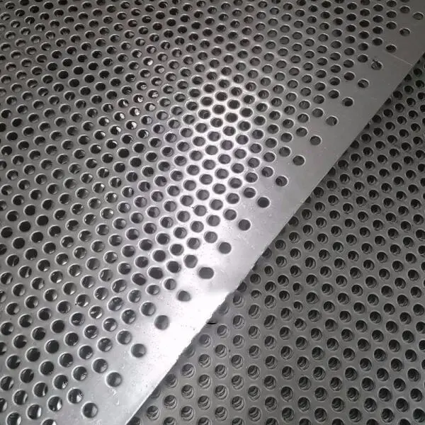 Đục lỗ inox