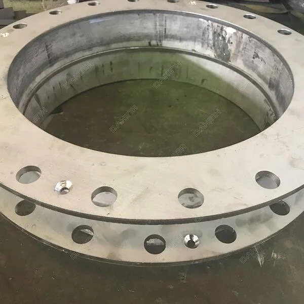 Gia Công Mặt Bích Thép