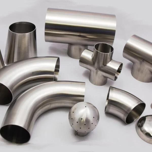 Stainless steel pipes and fittings