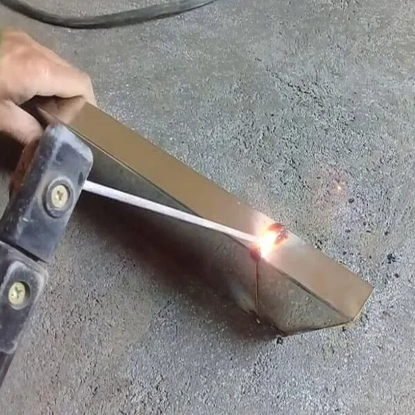 Thiếc hàn inox