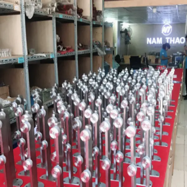 trụ inox