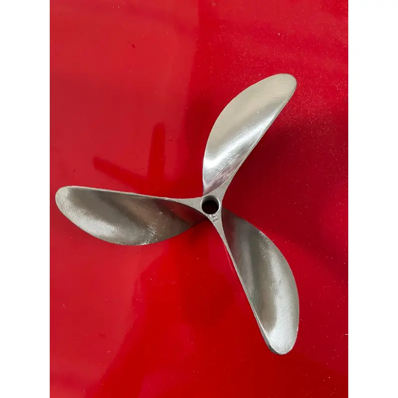 chân vịt 3 cánh inox 2