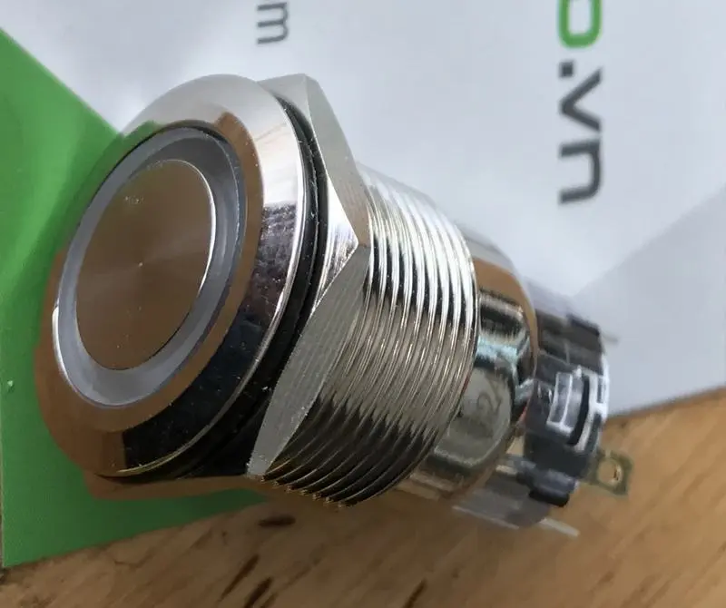 công tắc inox