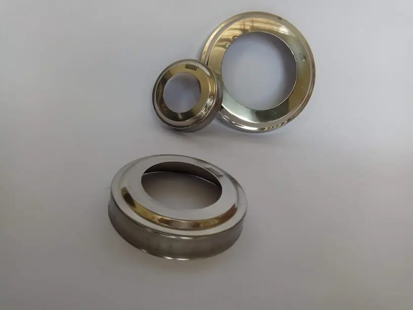 đế inox 1