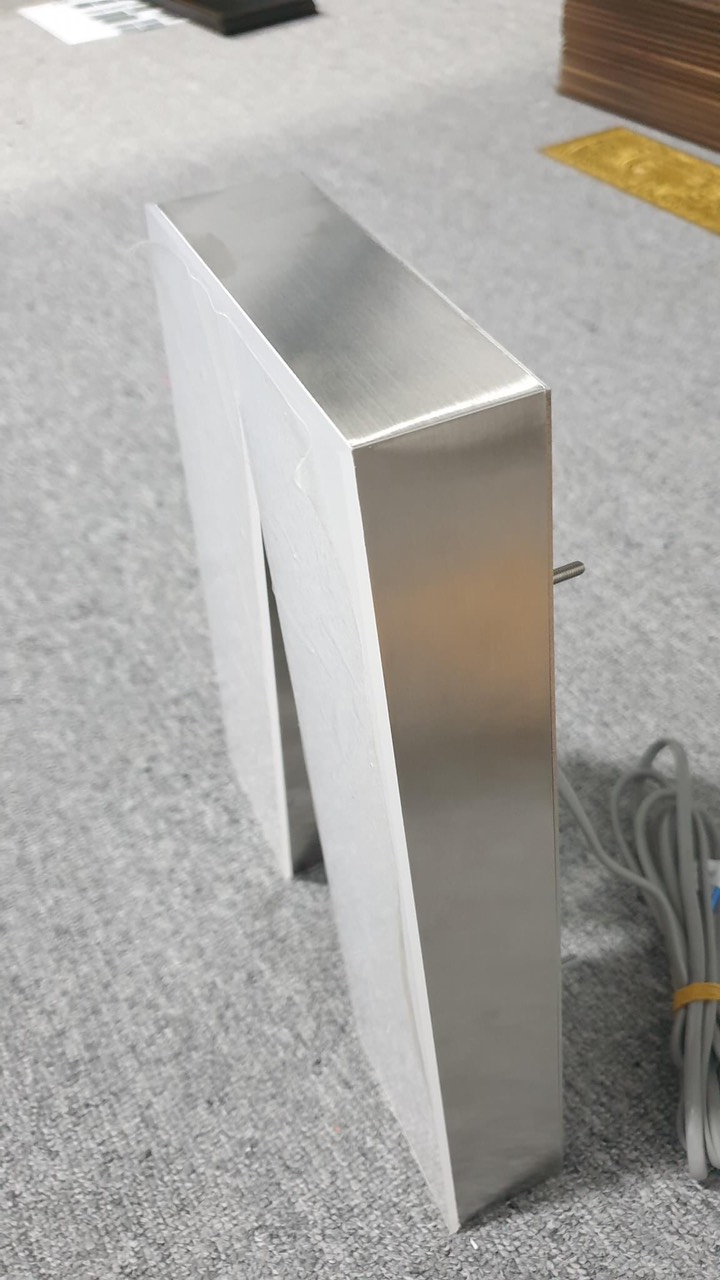 Tìm hiểu chi tiết về poly inox giá rẻ tại Việt Nam hiện